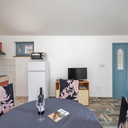 In With Sea View, Balcony, Air Conditioning, Wifi 3321-3 *