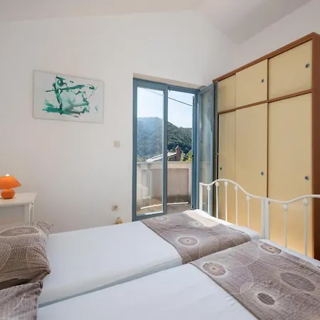 In With Sea View, Balcony, Air Conditioning, Wifi 3321-3