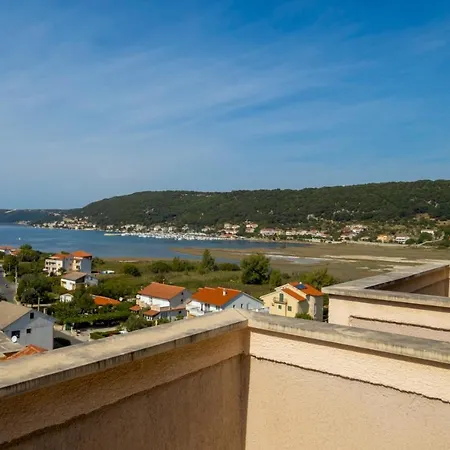 In With Sea View, Balcony, Air Conditioning, Wifi 3321-3 Apartment *