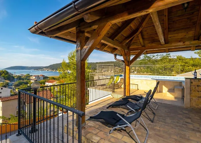 In With Sea View, Balcony, Air Conditioning, Wifi 3321-3 * Supetarska Draga