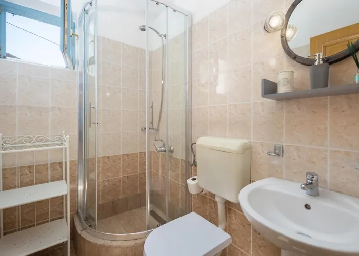 In With Sea View, Balcony, Air Conditioning, Wifi 3321-3 Appartamento