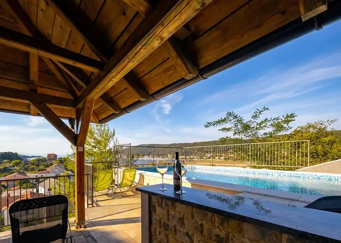 In With Sea View, Balcony, Air Conditioning, Wifi 3321-3 Appartamento Supetarska Draga