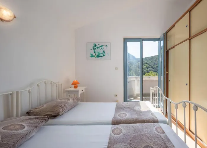In With Sea View, Balcony, Air Conditioning, Wifi 3321-3