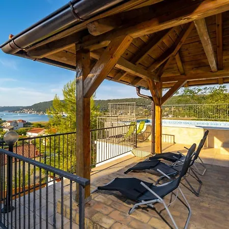 In With Sea View, Balcony, Air Conditioning, Wifi 3321-3 * Supetarska Draga